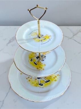 Vintage 1973 Holly Hobbie 3-Tier 3 Layer Detachable Tidbit Tray Serving Platter